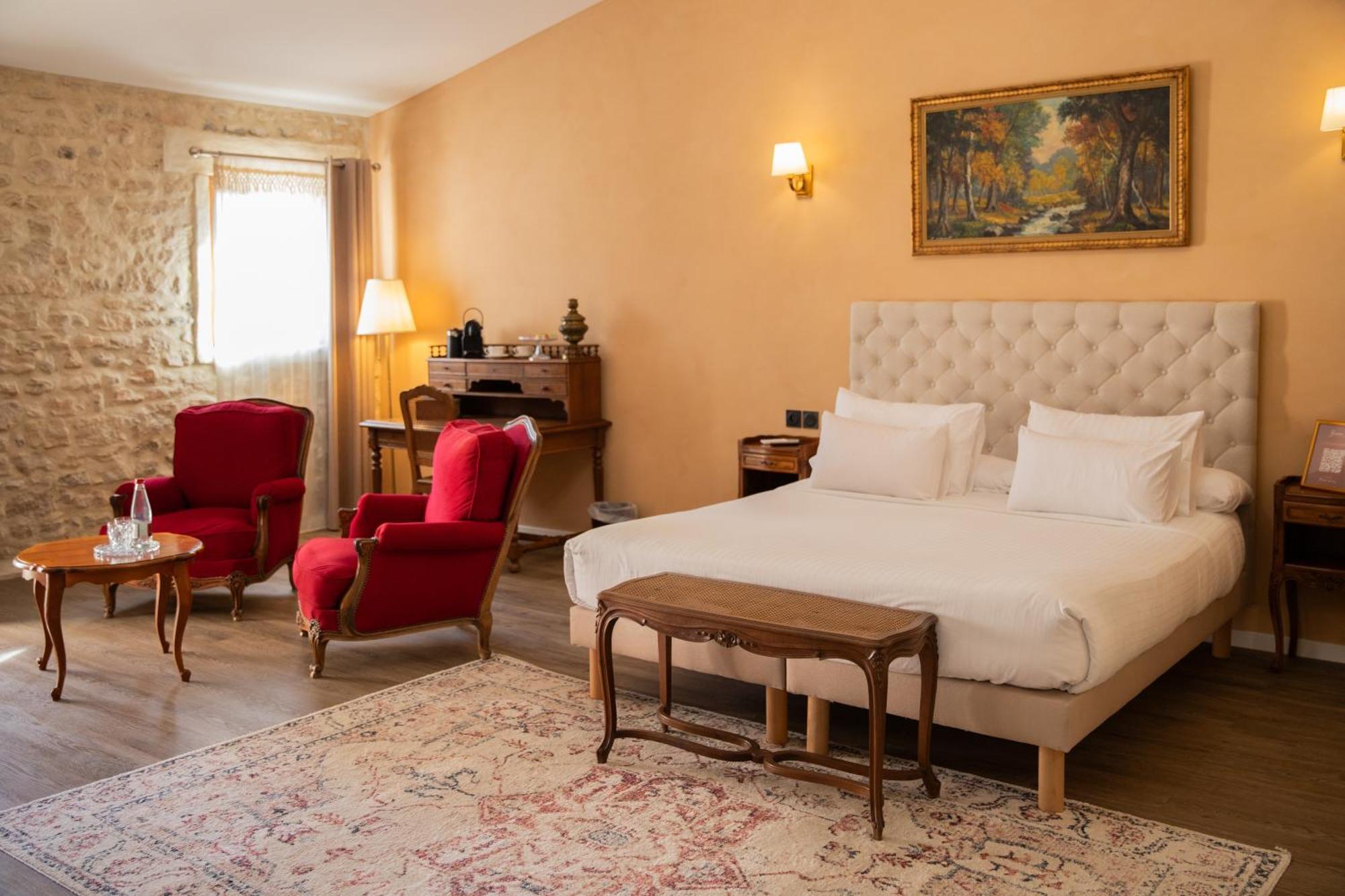 Maison Roucas - Restaurant Et Chambres D'Hotes Solérieux المظهر الخارجي الصورة